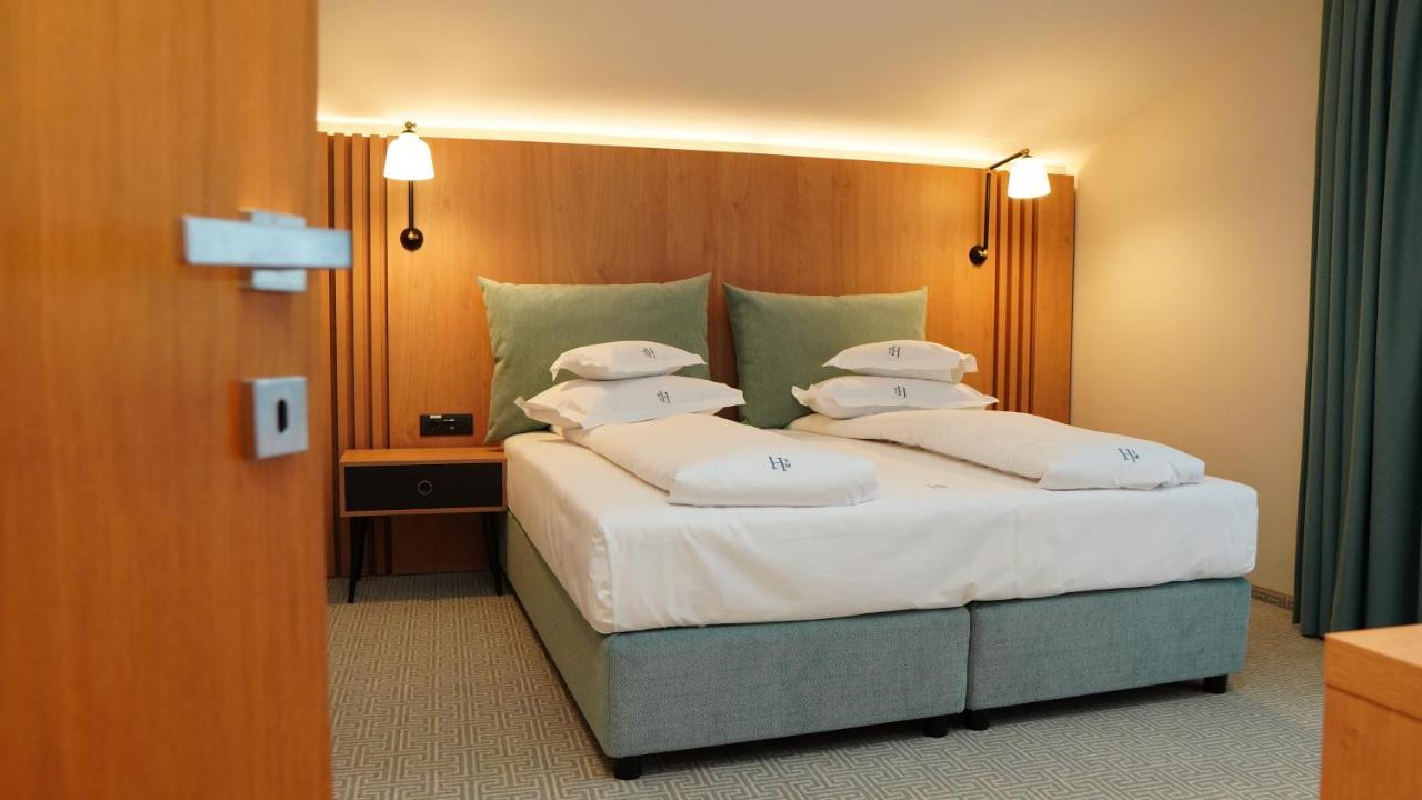 Hotel Sorin Mihai Cristian  Luaran gambar