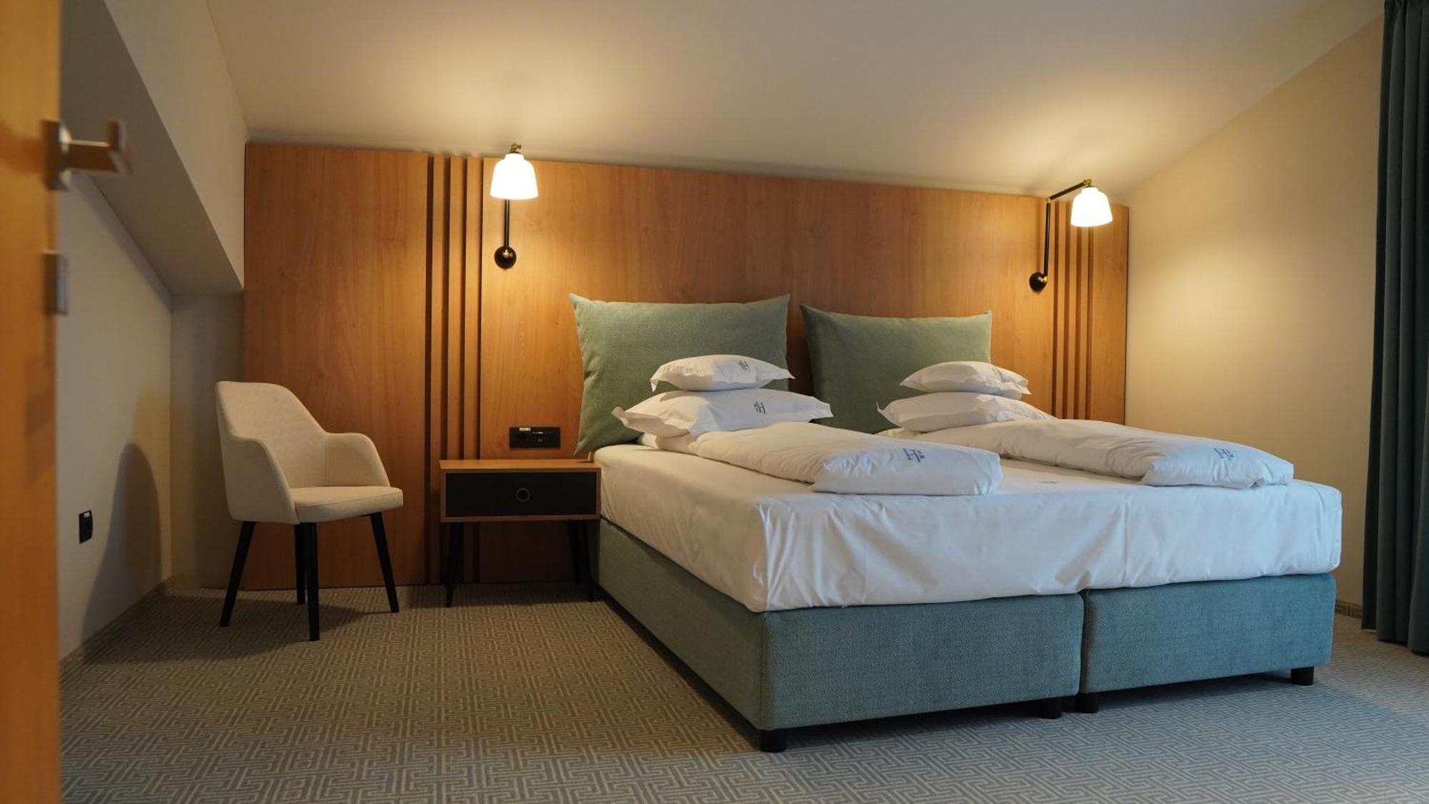 Hotel Sorin Mihai Cristian  Luaran gambar