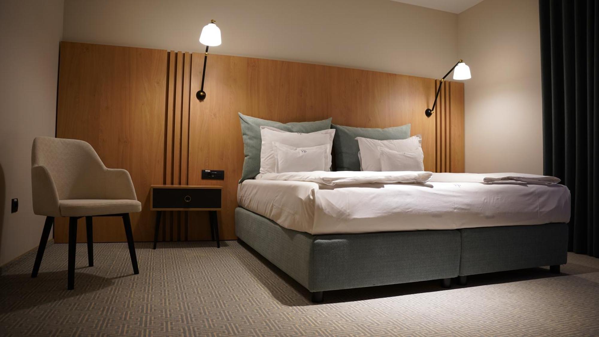Hotel Sorin Mihai Cristian  Luaran gambar
